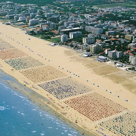 Functional With Wide Terrace * Bibione